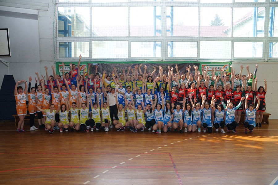 Campionatul de Handbal Feminin Catena Racing Team Prinde Aripi 2016